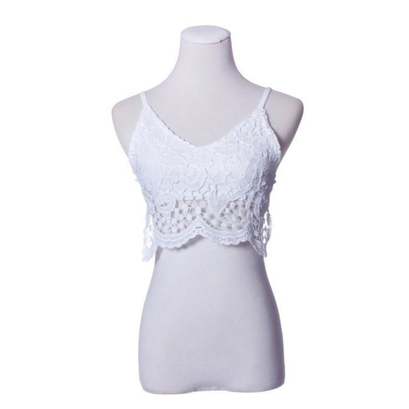 *HOST PICK* Ivory Crochet Lace Crop Top - Picture 3 of 8